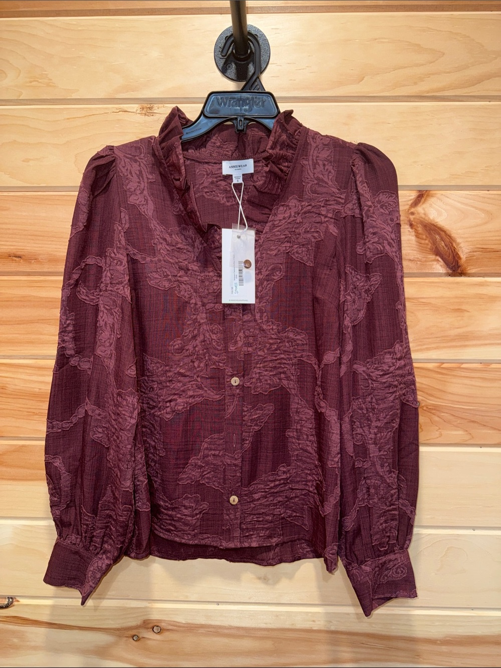 Anniewear Wine Textured Floral Button-Front Blouse